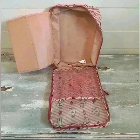 Travel Bag pack a your items and keep organized while on the go - Picture 10 of 12